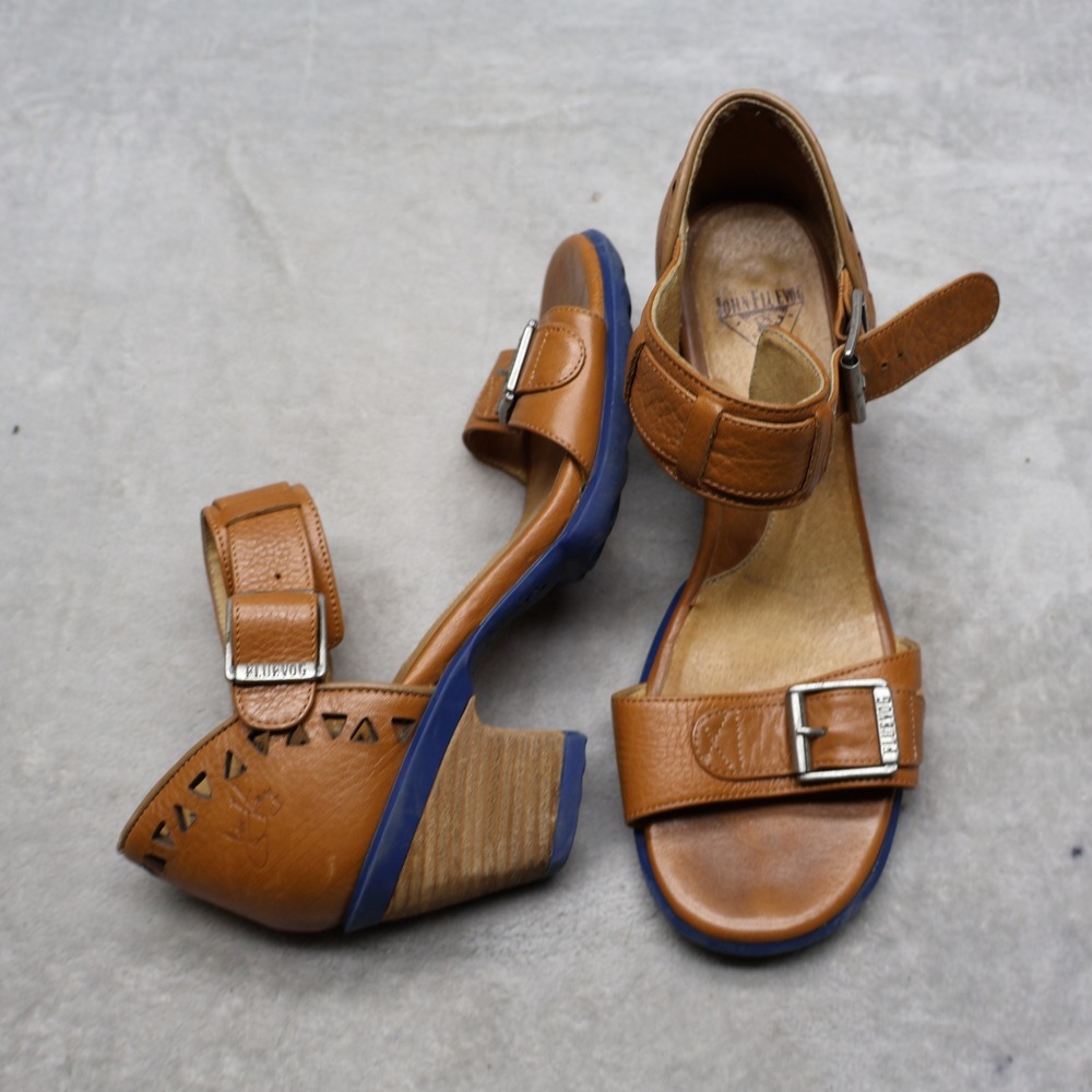 John Fluevog Women 9.5 Sandals Brown Leather Block Heel Buckle Summer Artsy Boho